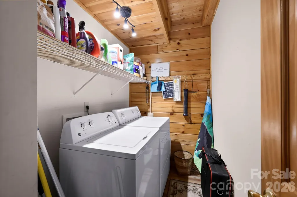 394 Hickory Drive Waynesville NC 28786