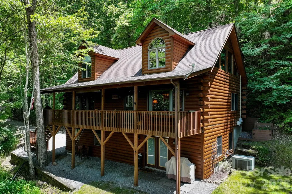 394 Hickory Drive Waynesville NC 28786