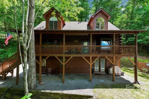394 Hickory Drive Waynesville NC 28786