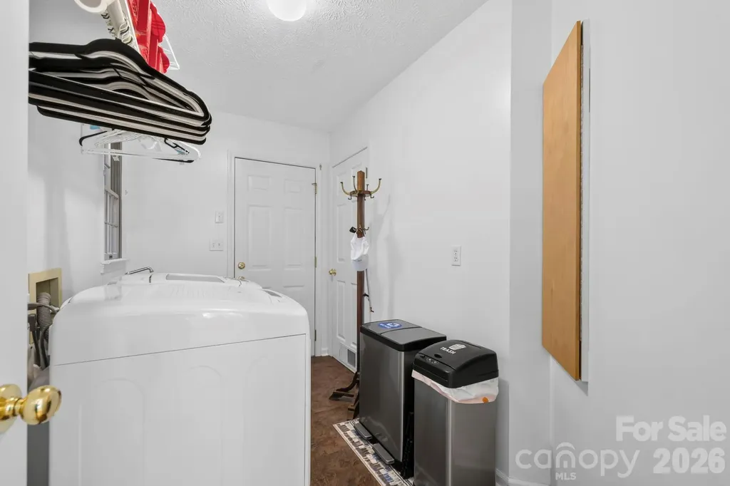200 Newman Drive Hendersonville NC 28792