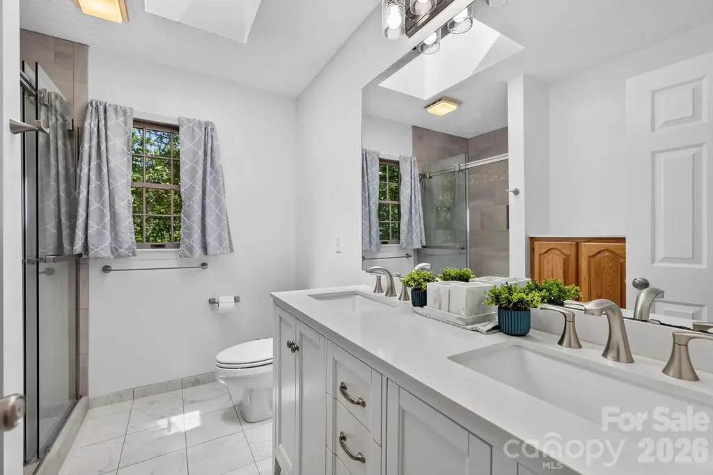200 Newman Drive Hendersonville NC 28792