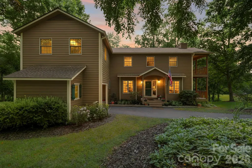 200 Newman Drive Hendersonville NC 28792