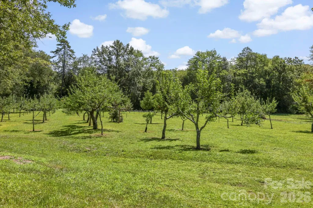 200 Newman Drive Hendersonville NC 28792