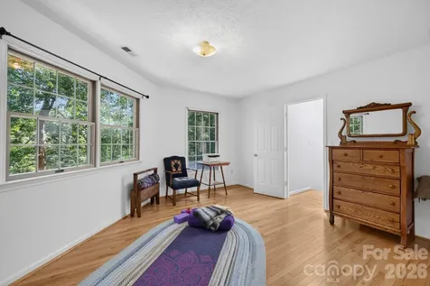 200 Newman Drive Hendersonville NC 28792
