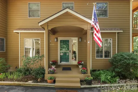 200 Newman Drive Hendersonville NC 28792