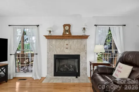 200 Newman Drive Hendersonville NC 28792
