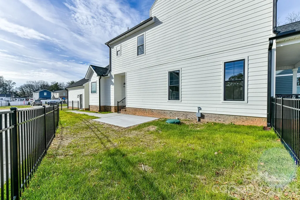 121 W F Street Kannapolis NC 28081