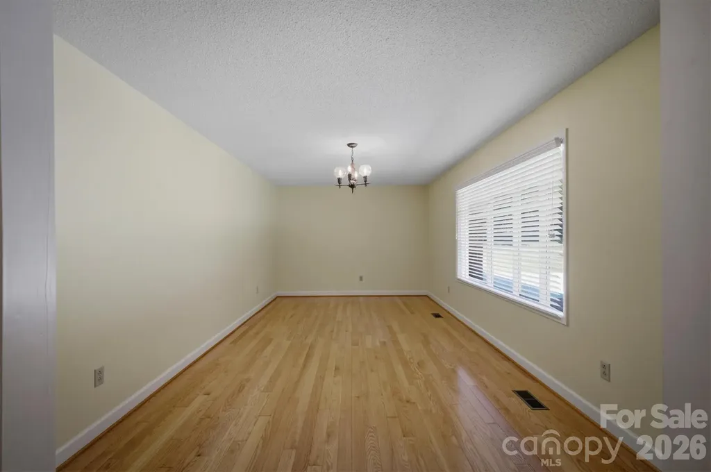 1208 35th Street Place NE Conover NC 28613