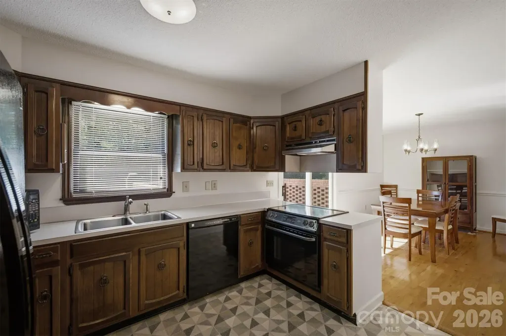 1208 35th Street Place NE Conover NC 28613