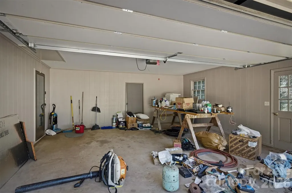 1208 35th Street Place NE Conover NC 28613