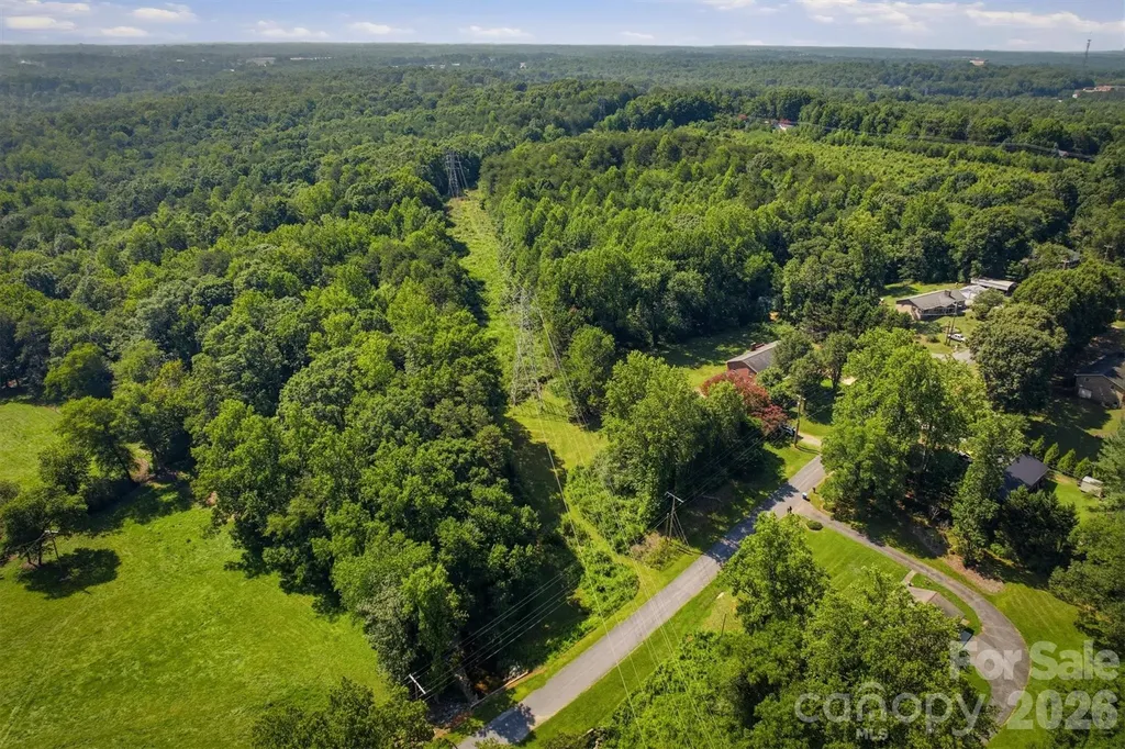 1208 35th Street Place NE Conover NC 28613