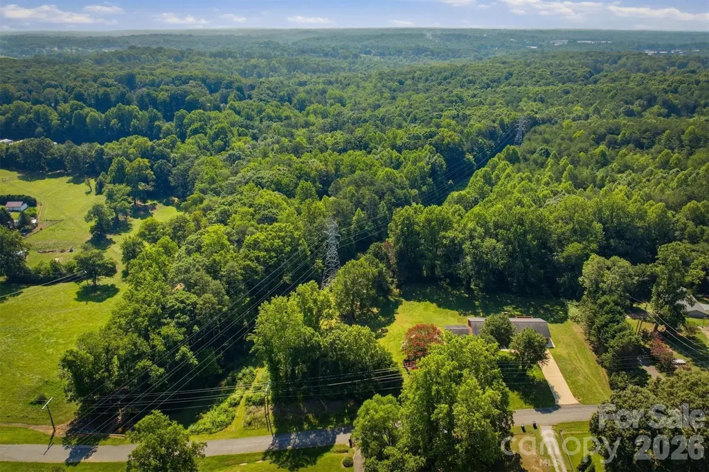 1208 35th Street Place NE Conover NC 28613
