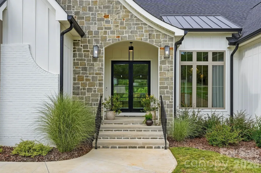 139 Addison Emory Lane Mooresville NC 28115