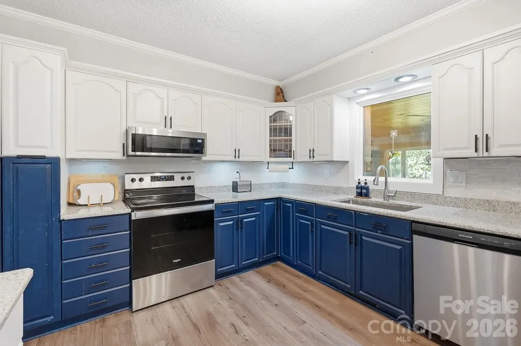 11060 Teresia Lane Midland NC 28107
