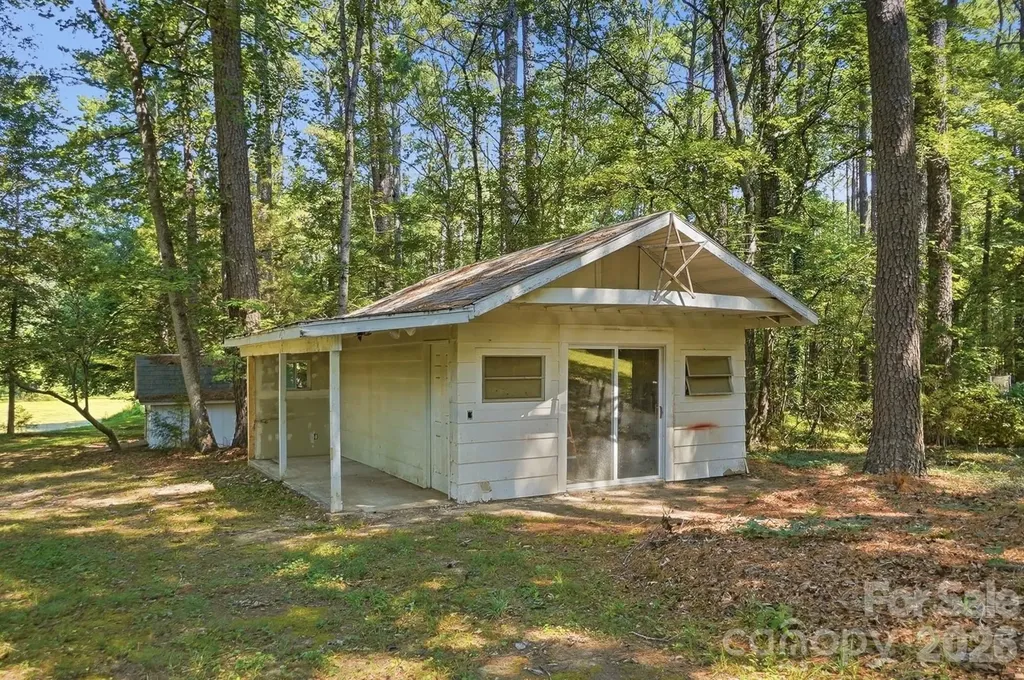 11060 Teresia Lane Midland NC 28107