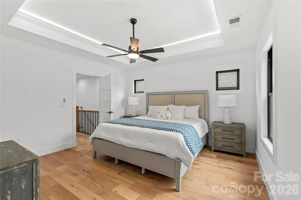 93 Martha Avenue Hendersonville NC 28792