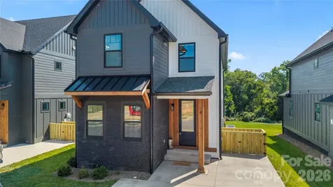 93 Martha Avenue Hendersonville NC 28792