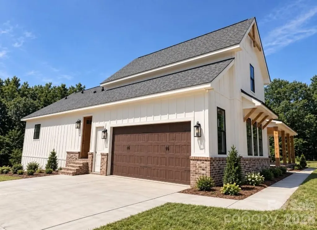 6745 B Farmstead Lane Concord NC 28027