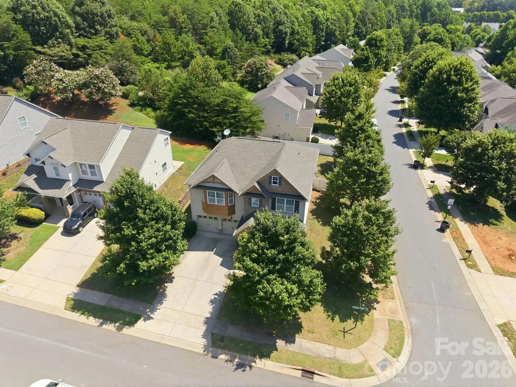 12604 Congregation Drive Charlotte NC 28278