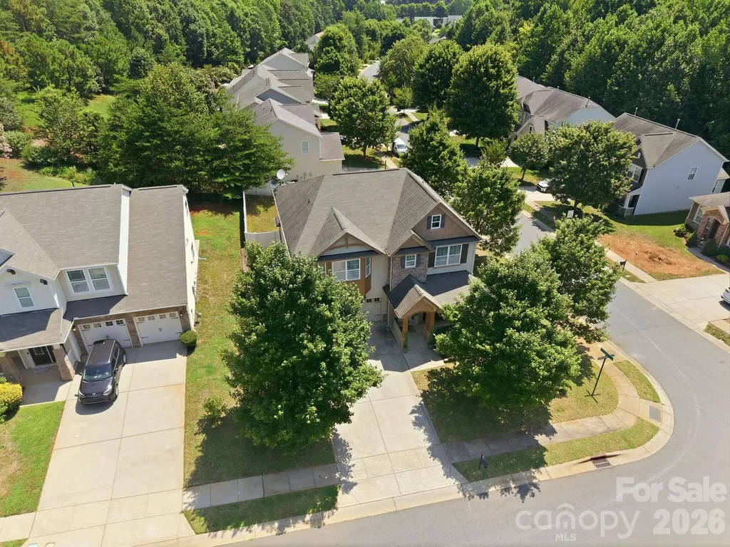 12604 Congregation Drive Charlotte NC 28278
