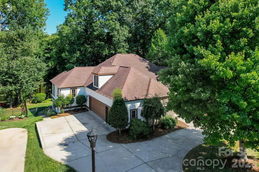 2360 Smith Harbour Drive Denver NC 28037