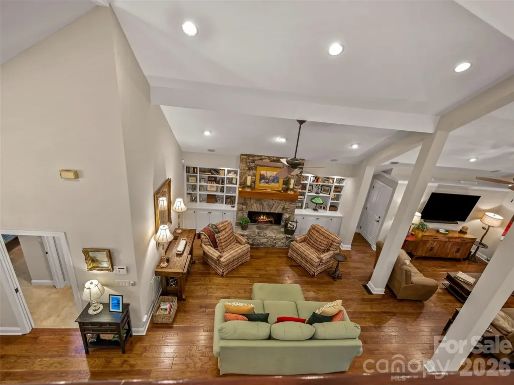 104 Little Cherokee Ridge Hendersonville NC 28739