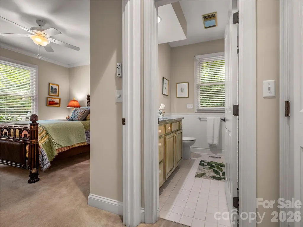 104 Little Cherokee Ridge Hendersonville NC 28739