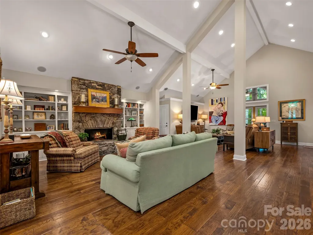 104 Little Cherokee Ridge Hendersonville NC 28739