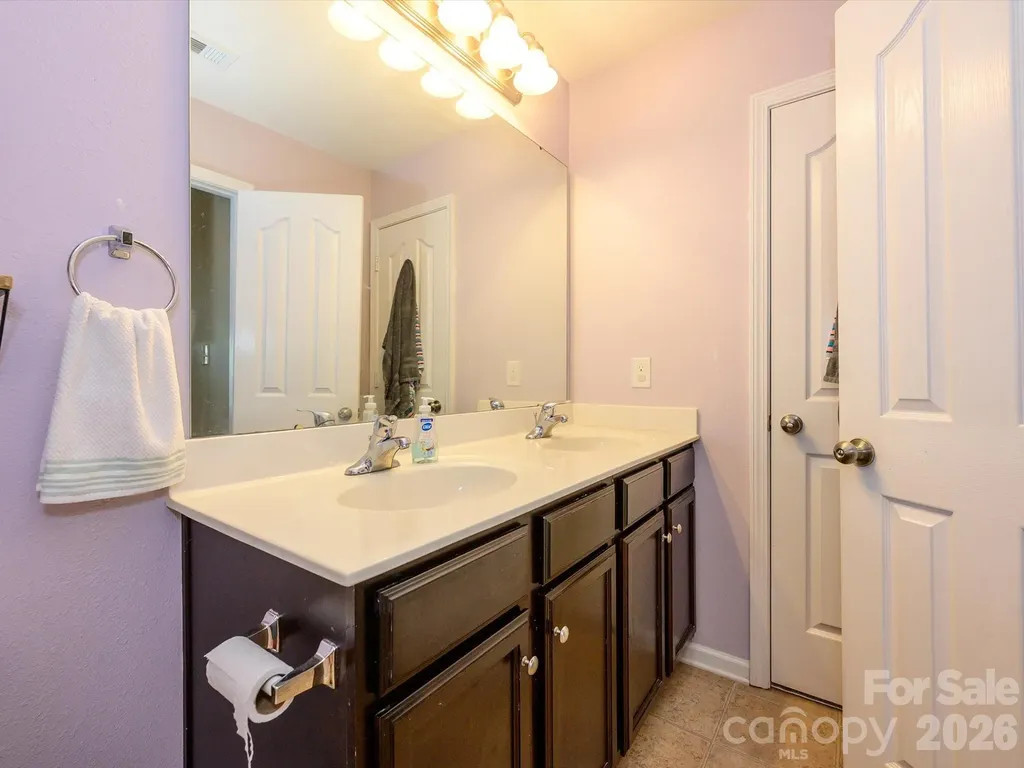 11819 Paver Lane Midland NC 28107