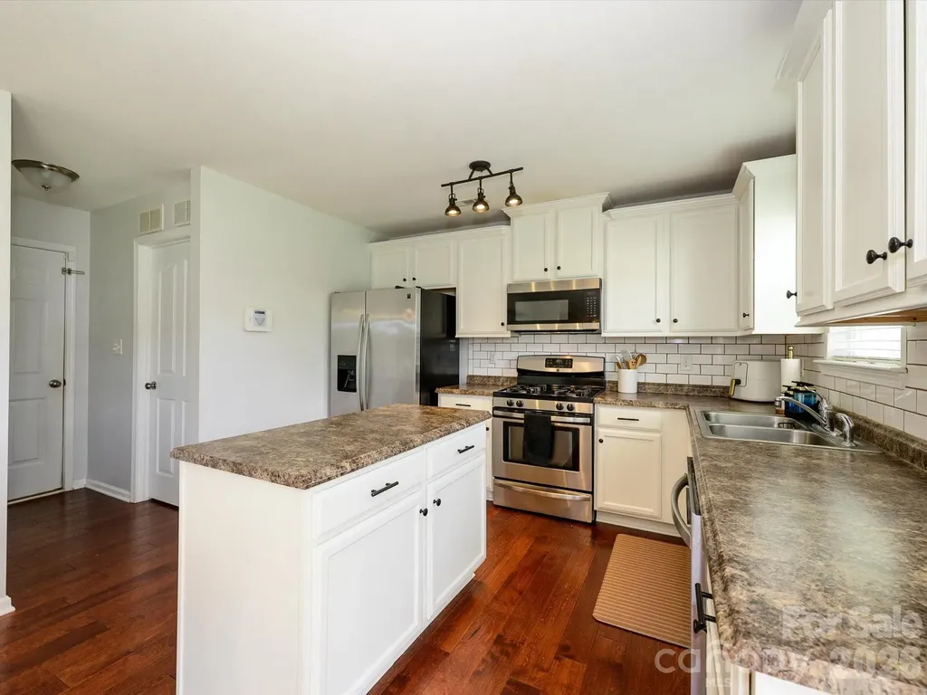 11819 Paver Lane Midland NC 28107