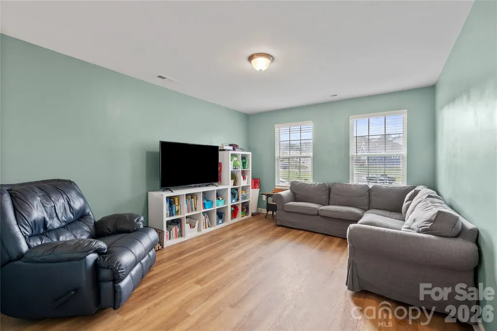 4604 Fairway Run Drive Pfafftown NC 27040