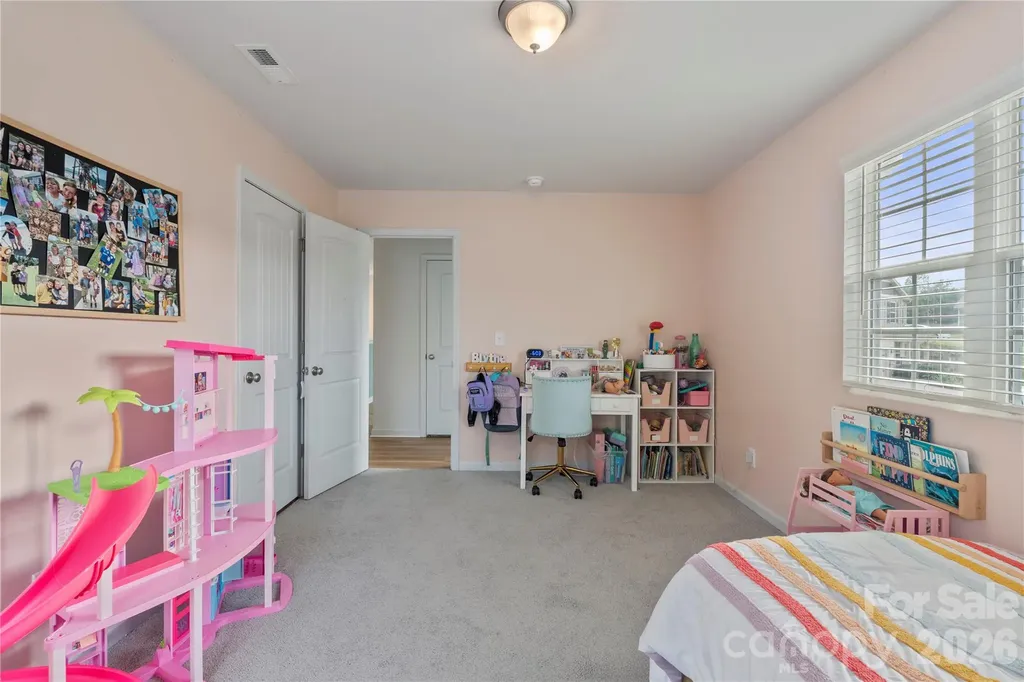 4604 Fairway Run Drive Pfafftown NC 27040