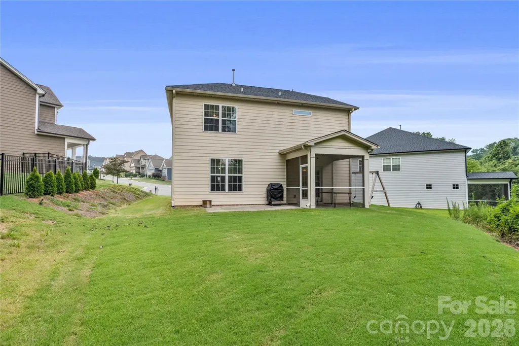 4604 Fairway Run Drive Pfafftown NC 27040