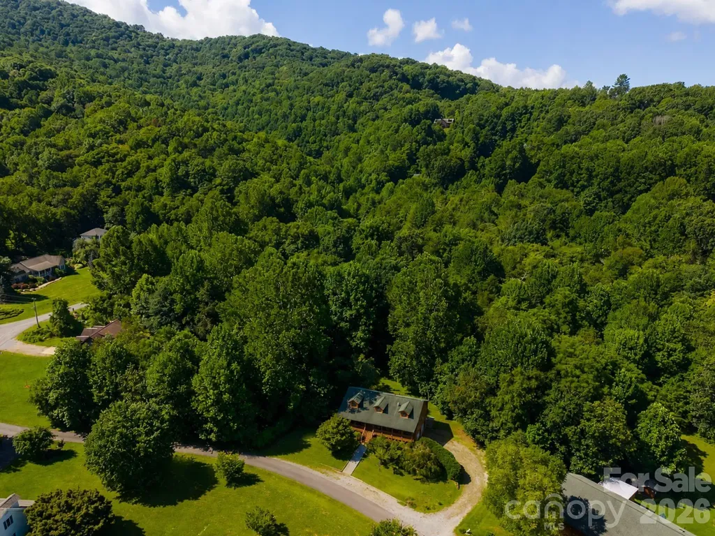 91 Tibi Lane Waynesville NC 28785