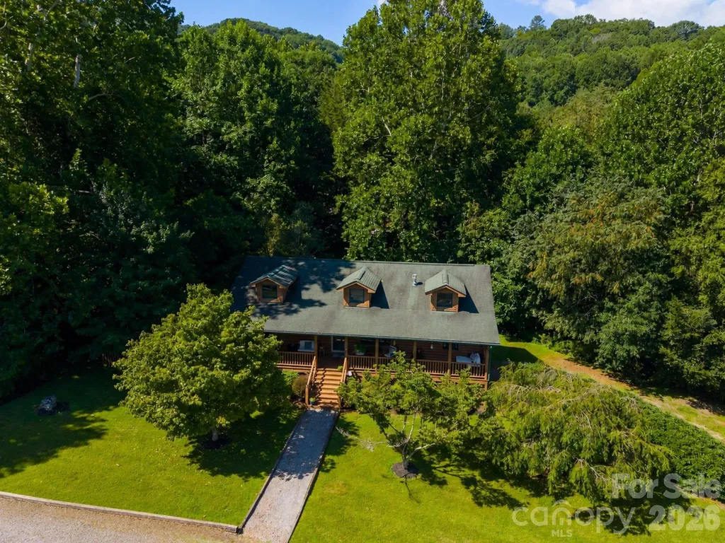 91 Tibi Lane Waynesville NC 28785