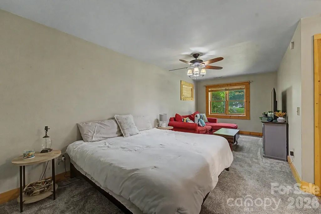 91 Tibi Lane Waynesville NC 28785