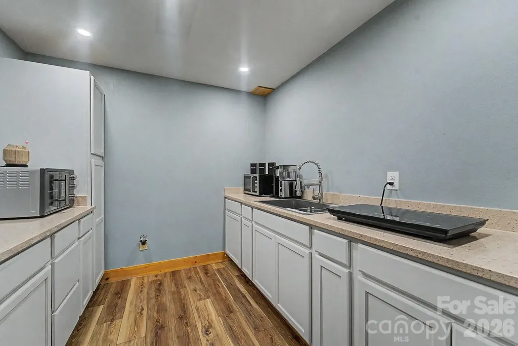 91 Tibi Lane Waynesville NC 28785