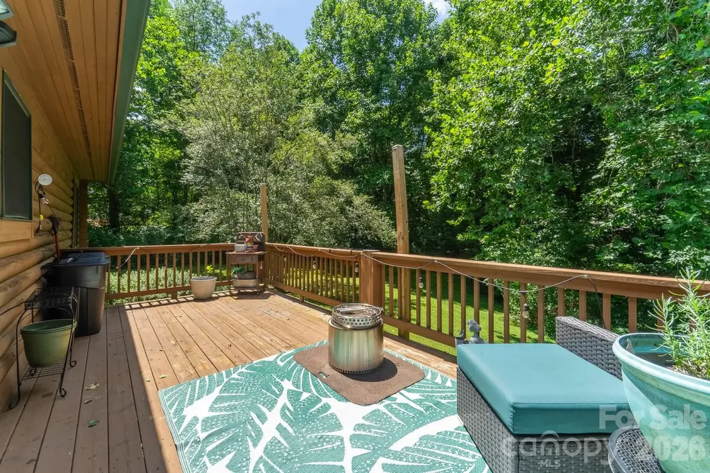 91 Tibi Lane Waynesville NC 28785