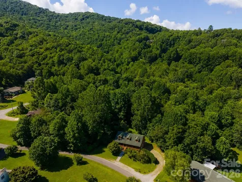 91 Tibi Lane Waynesville NC 28785