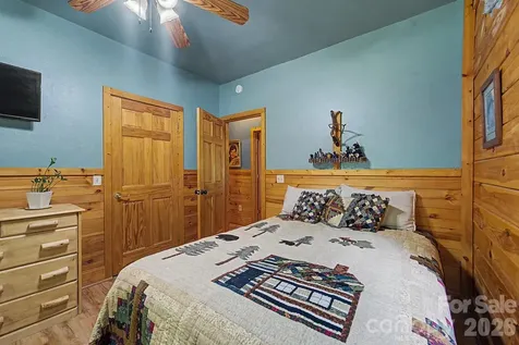 91 Tibi Lane Waynesville NC 28785