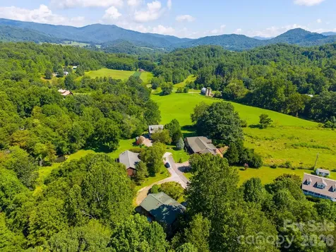 91 Tibi Lane Waynesville NC 28785