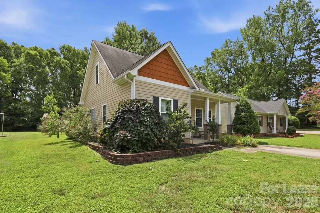1706 Dallas Avenue Charlotte NC 28205