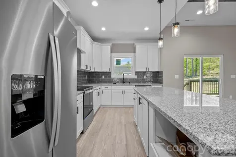 79 Crystal Mountain Drive Hendersonville NC 28739