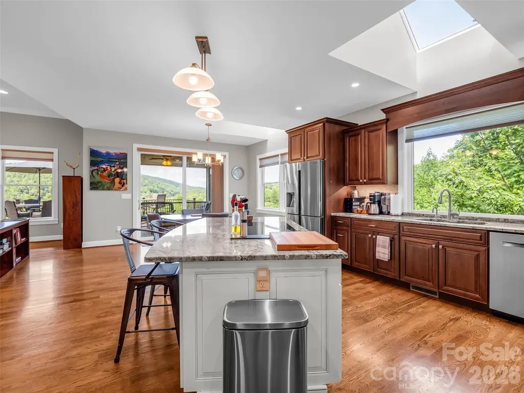 930 Big Raven Lane Saluda NC 28773