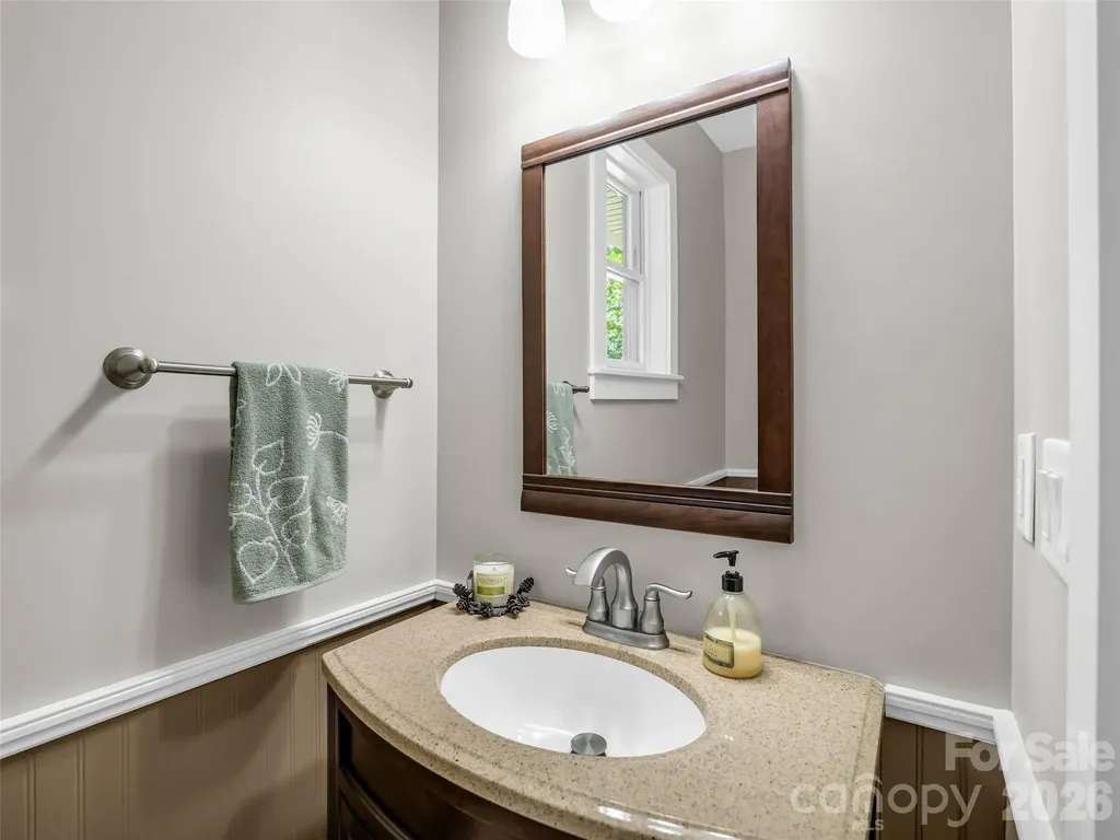 930 Big Raven Lane Saluda NC 28773