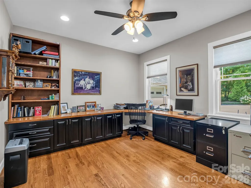 930 Big Raven Lane Saluda NC 28773
