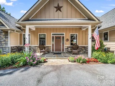 930 Big Raven Lane Saluda NC 28773