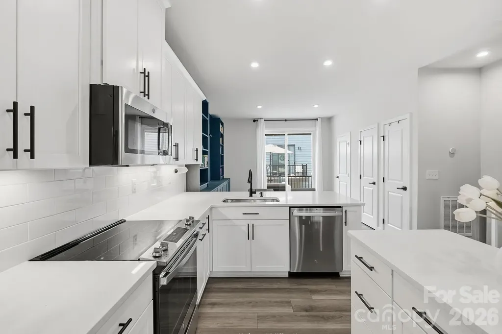 1063 Simcoe Lane Charlotte NC 28217