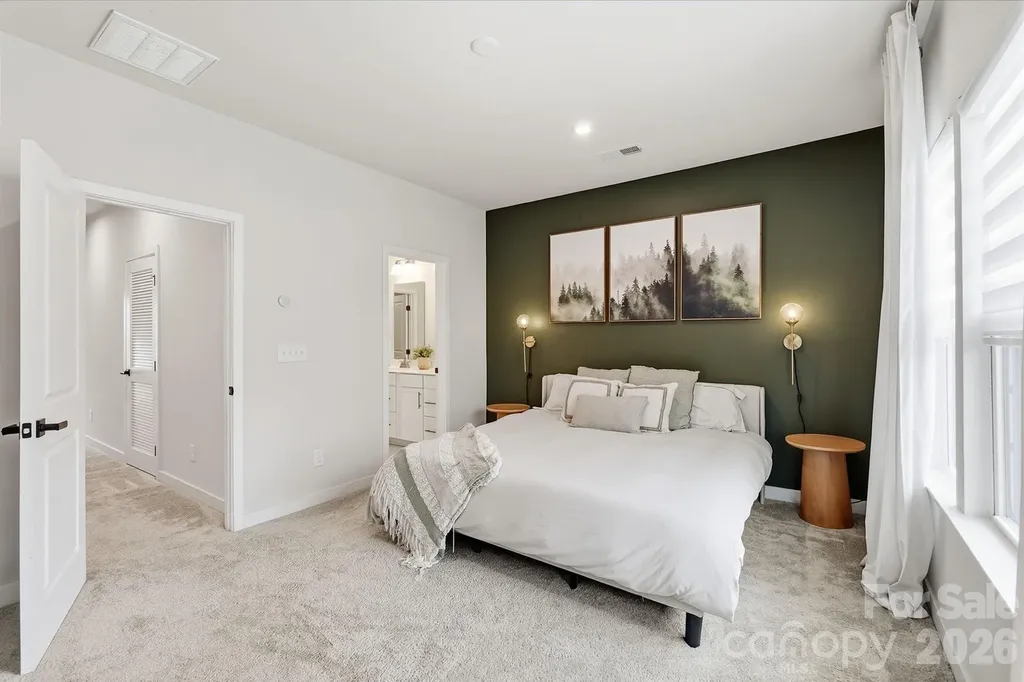 1063 Simcoe Lane Charlotte NC 28217