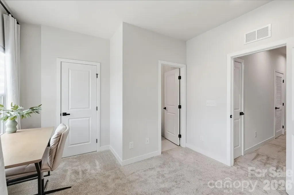 1063 Simcoe Lane Charlotte NC 28217